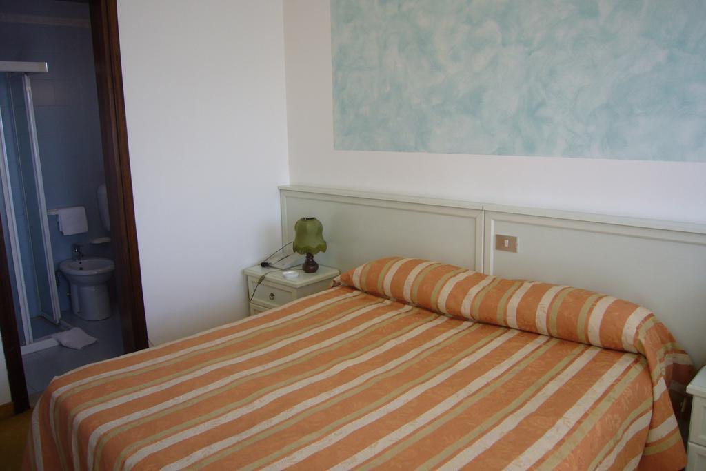 San Donà di Piave Hotel Kristall מראה חיצוני תמונה