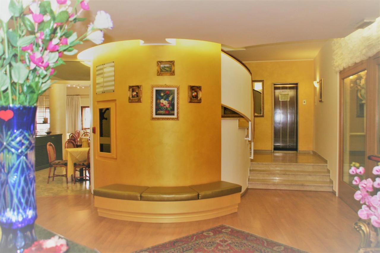 San Donà di Piave Hotel Kristall מראה חיצוני תמונה